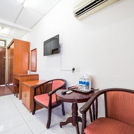 Terap Inn Kampong Raja Екстер'єр фото