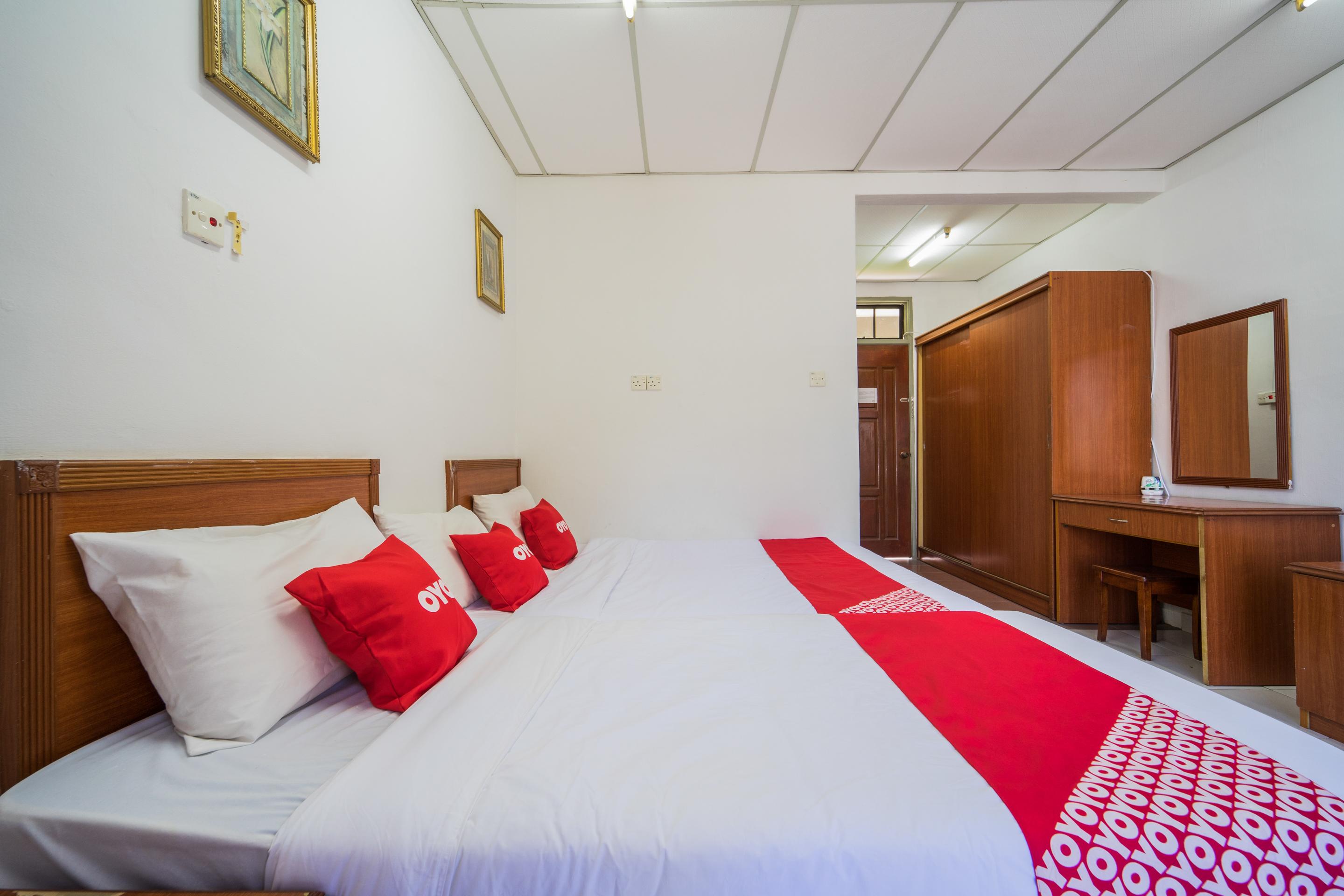 Terap Inn Kampong Raja Екстер'єр фото