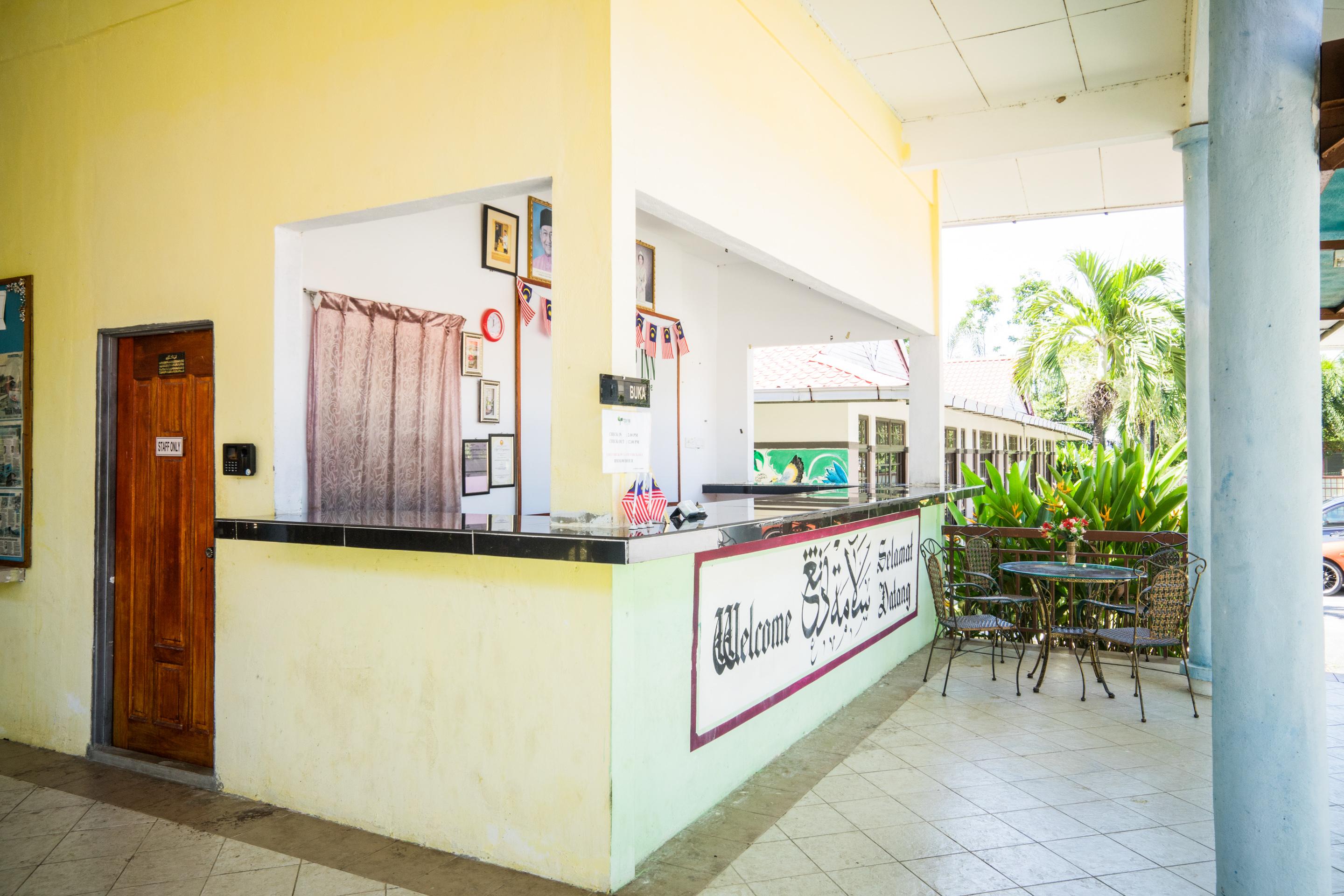 Terap Inn Kampong Raja Екстер'єр фото