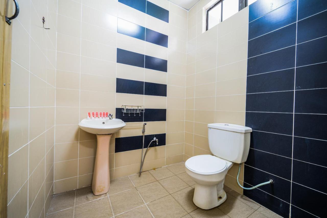 Terap Inn Kampong Raja Екстер'єр фото